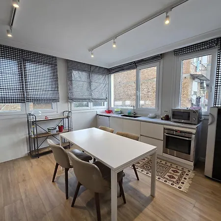 Prime Bulevard 3Bdr Apartment